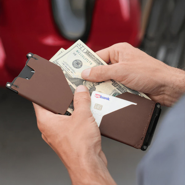 Trayvax Venture Billfold Black & Frontier Brown Wallet