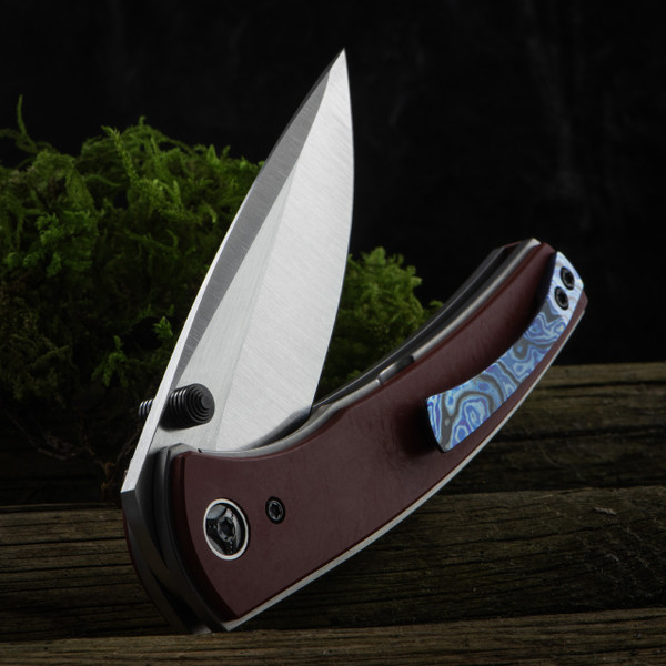 Bober Blades Diplomat Red Morphaholic Glass Custom Knife