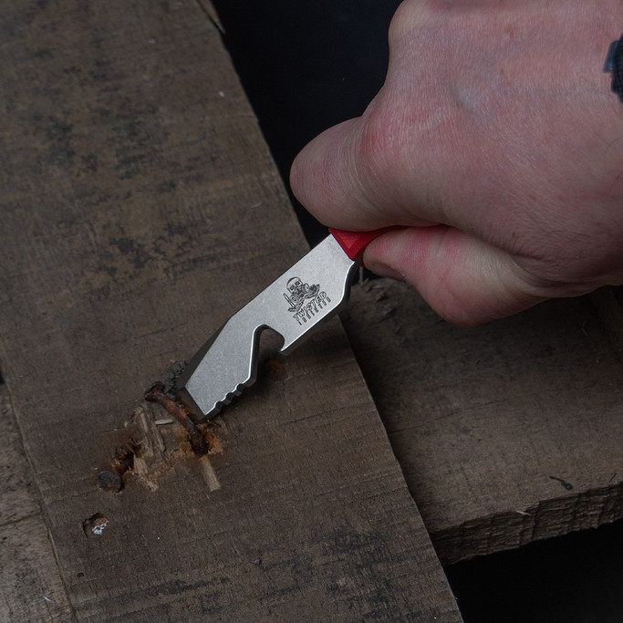 Twisted Assisted Bar Keep Pry Bar