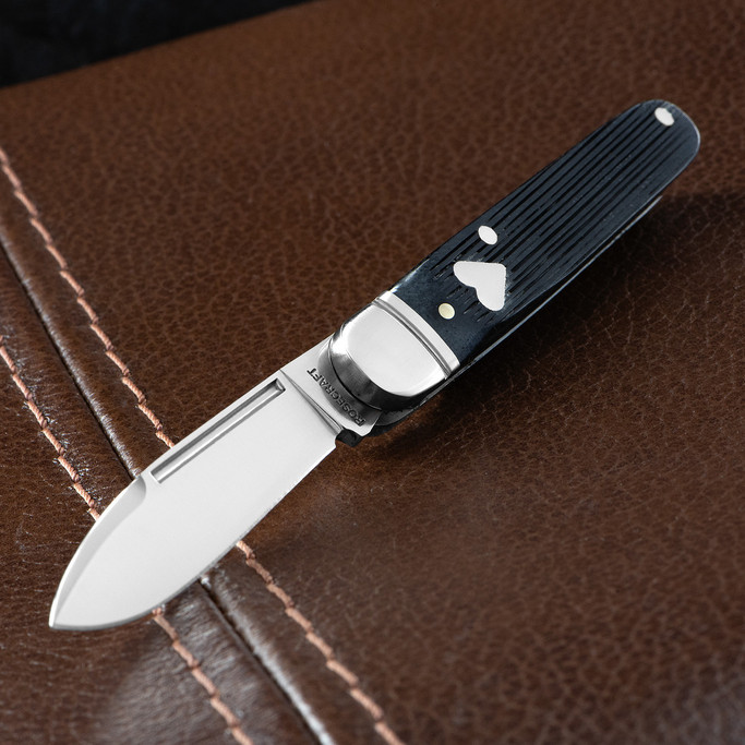 RoseCraft Tuckahoe Jack Grey Barnboard Jigged Bone Folding Knife