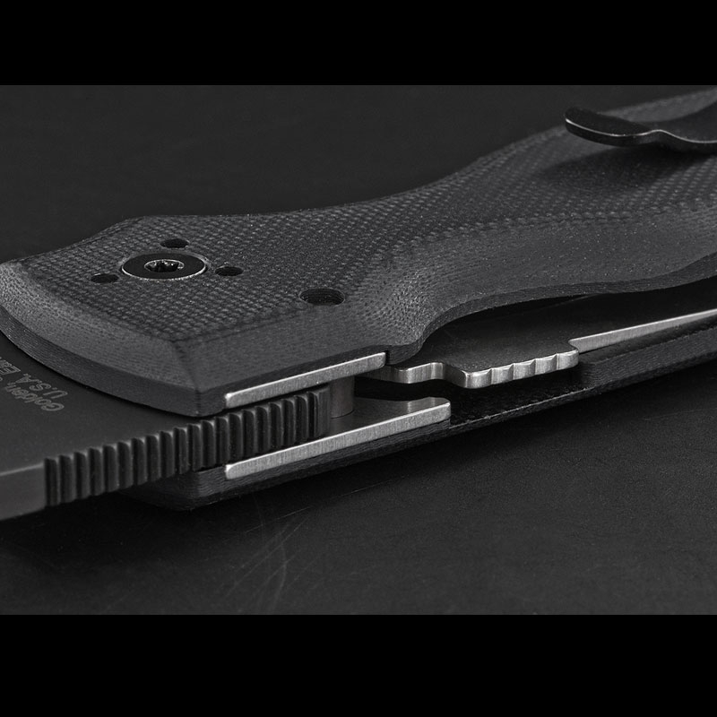 Spyderco Shaman Black Plain