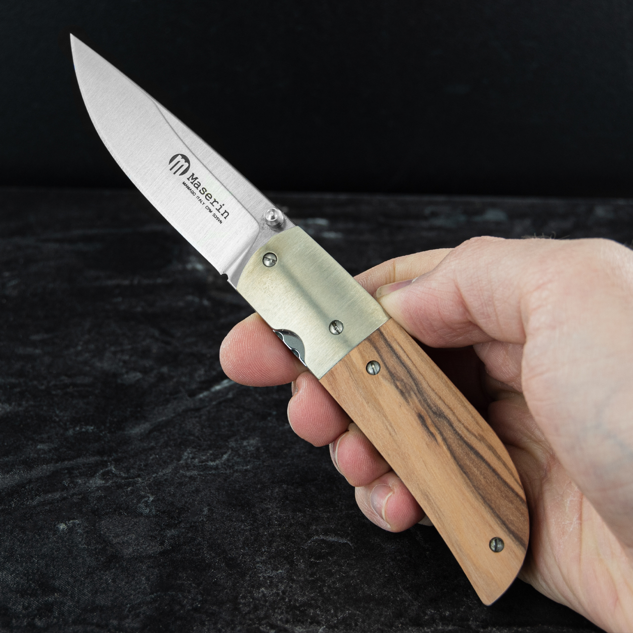 Maserin Atti with Bolster Olive wood