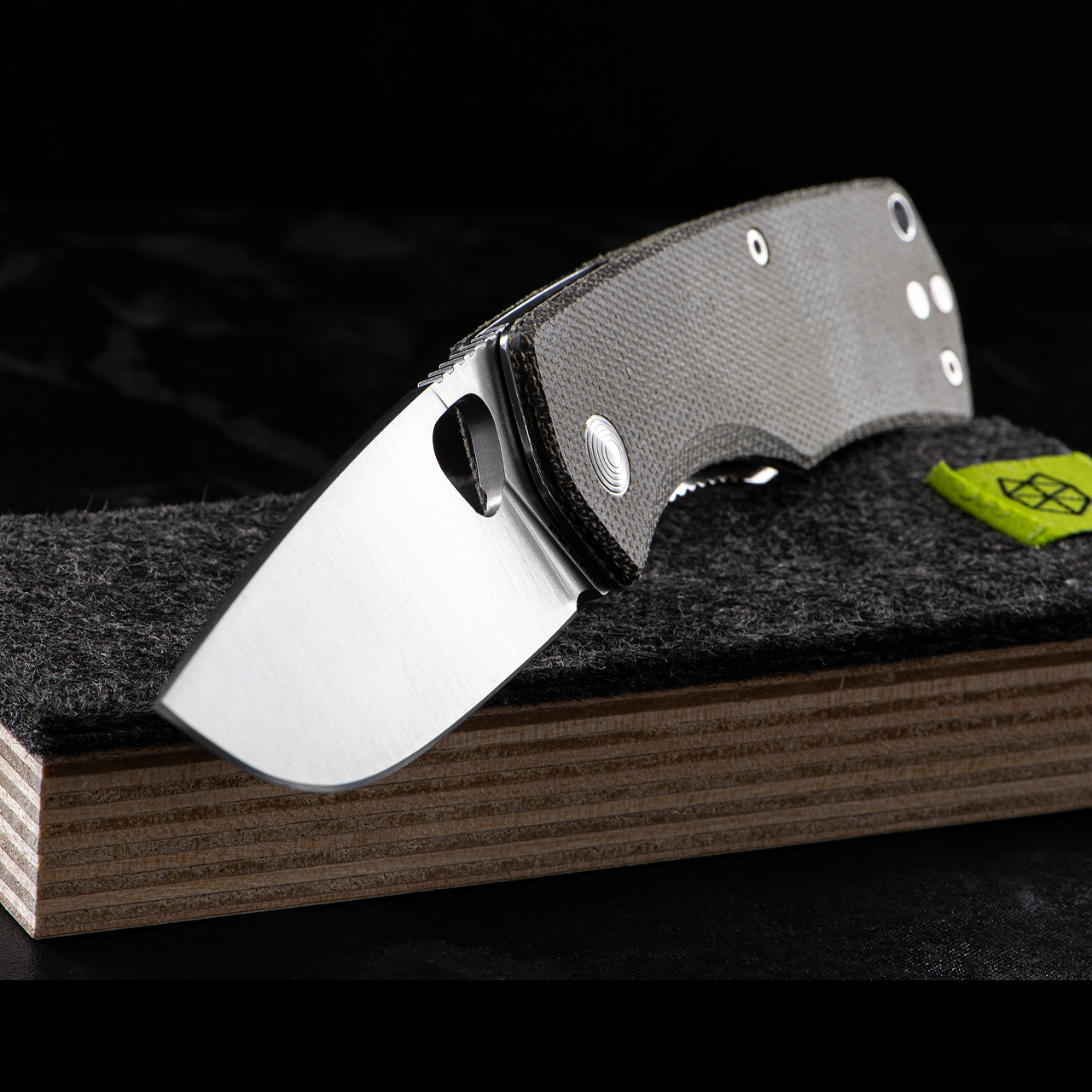 James Brand The Folsom - Micarta