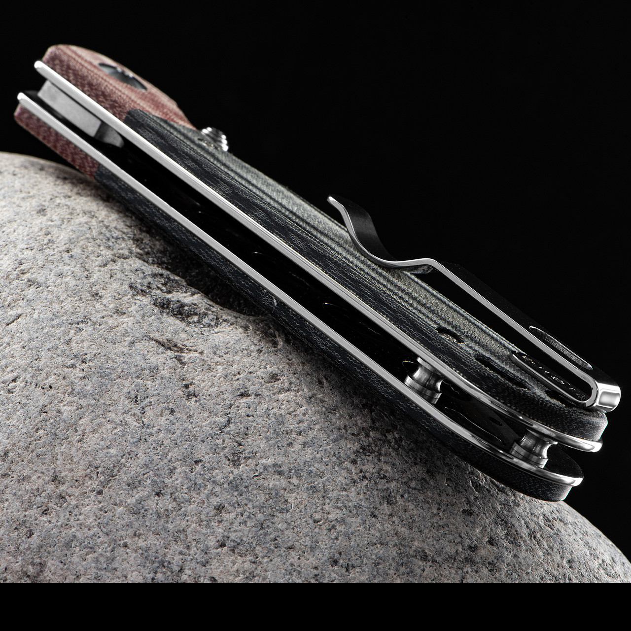 Kizer PPY Red & Black Micarta Folding Knife