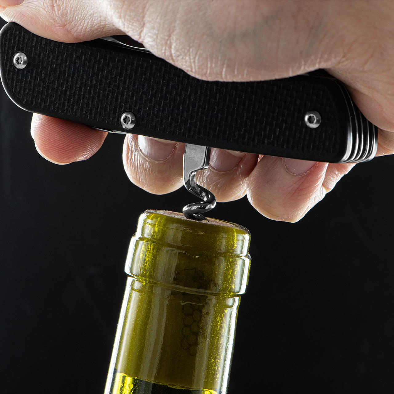 Ruike M42 Medium Folder Black