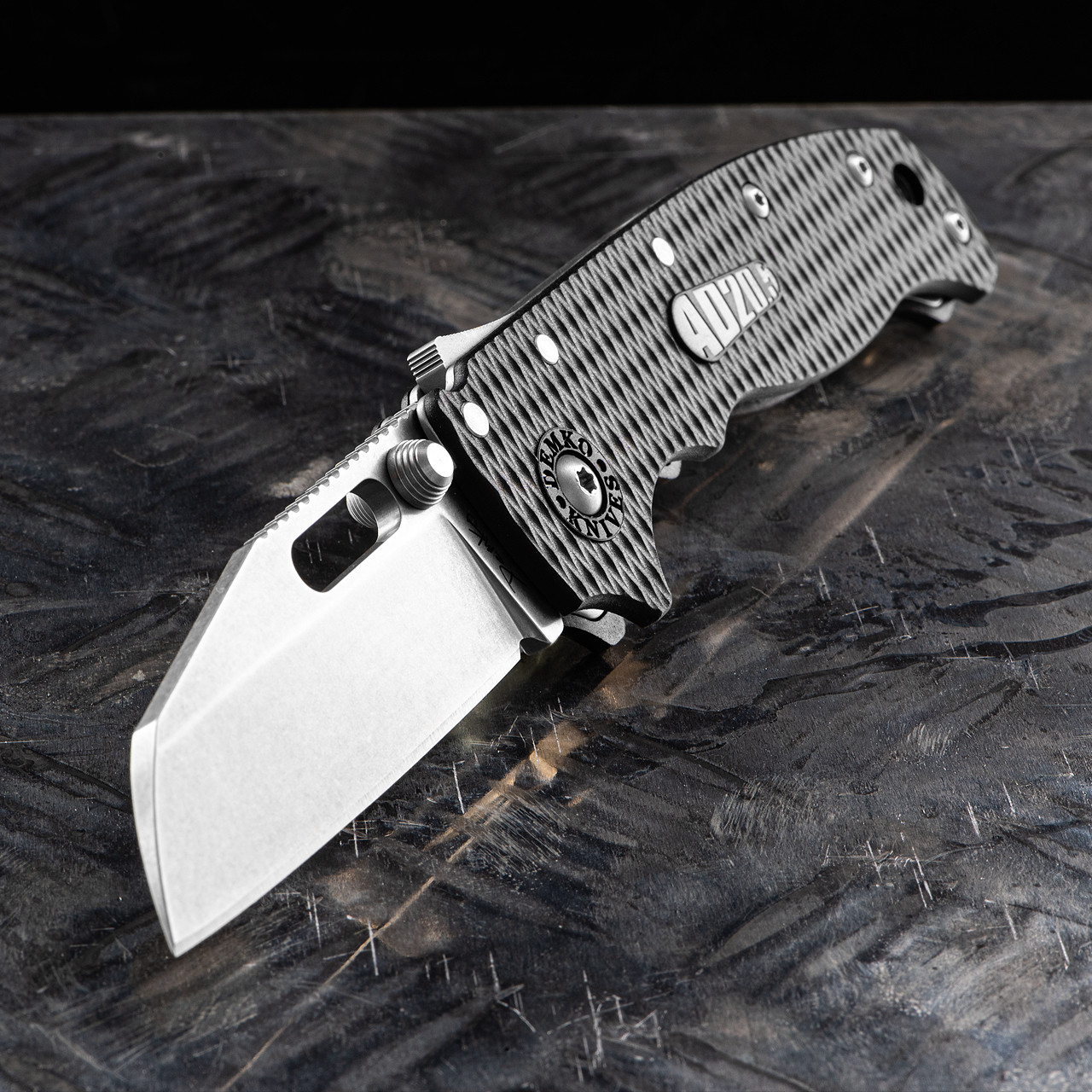 Demko AD20.5 Shark Lock Black Wharncliffe