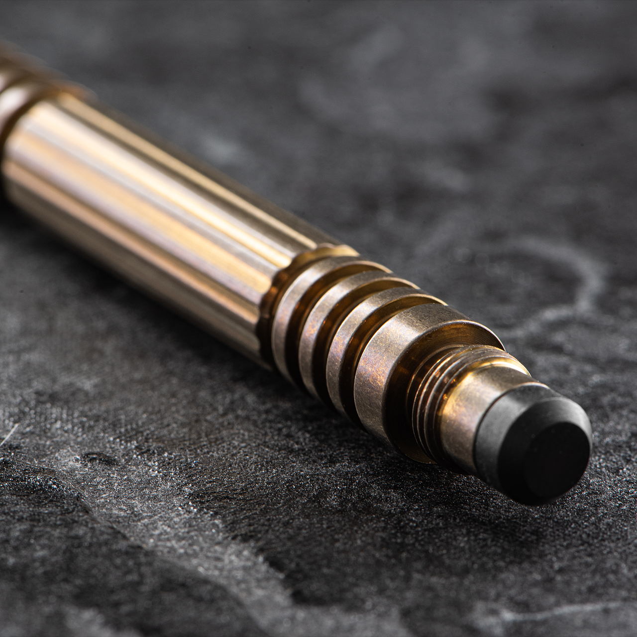 Hinderer Investigator Bronzed Titanium Black Hardware