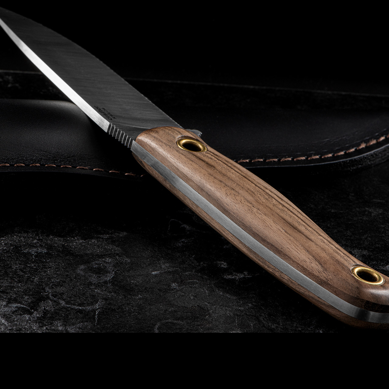 Manly Crafter Walnut RWL34 Fixed Blade Knife