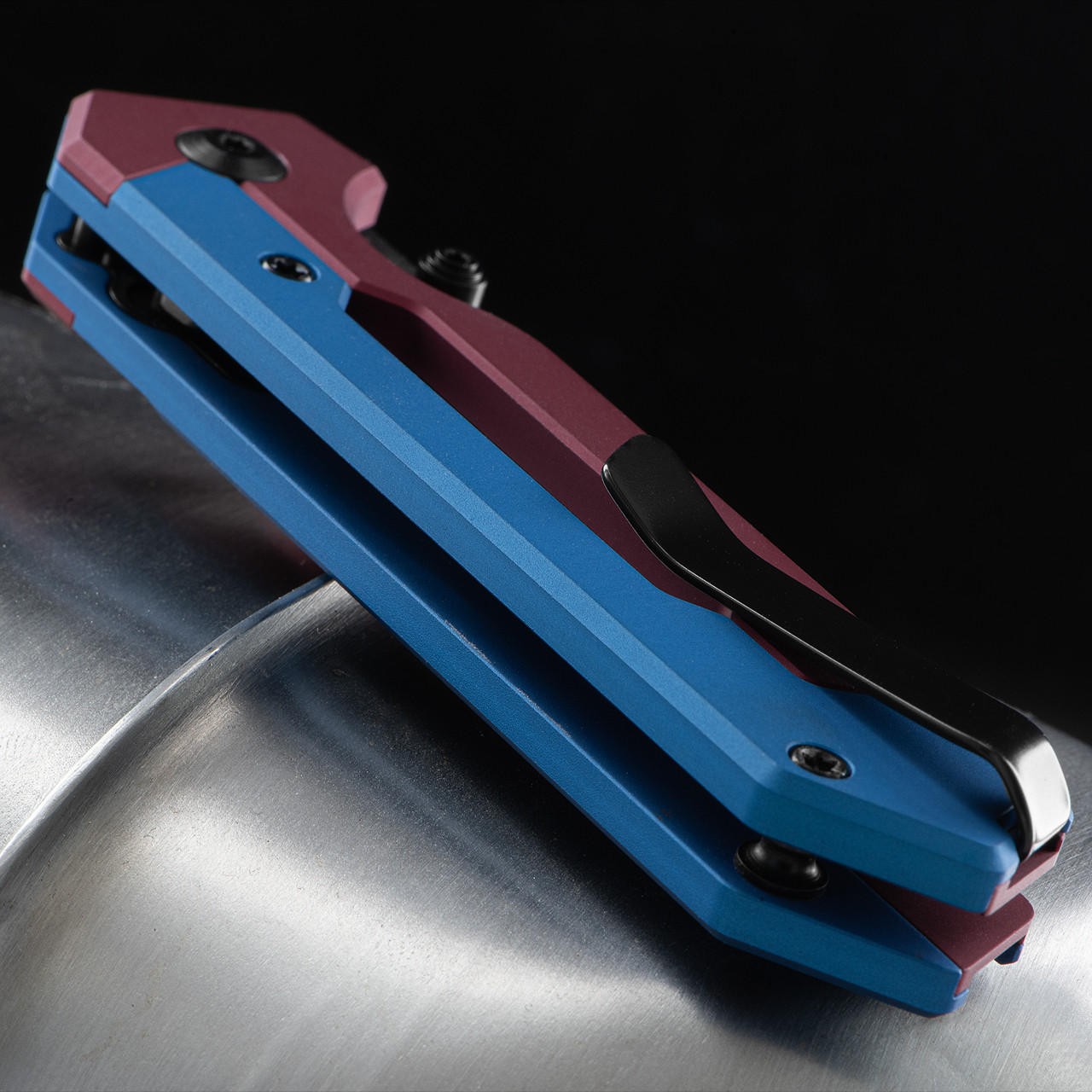 Kizer Hyper S35VN Blade Aluminium Red & Blue