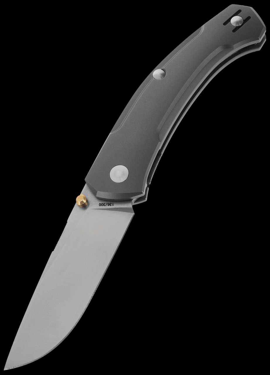 GiantMouse Ace Iona V2 Titanium Folding Knife | Heinnie Haynes
