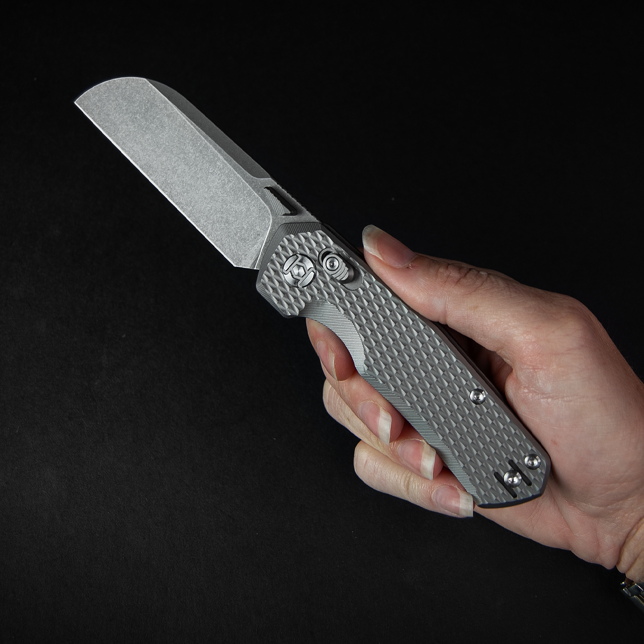 Kunwu Compact Chad | Heinnie Haynes