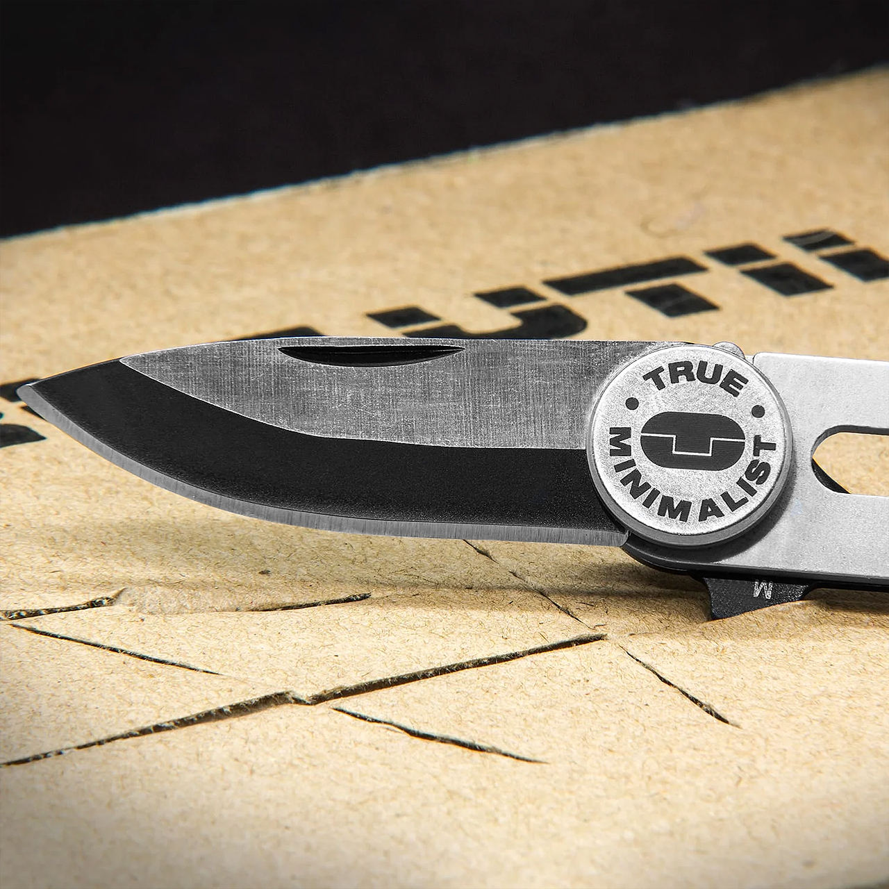 True Utility Minimalist Folding Knife