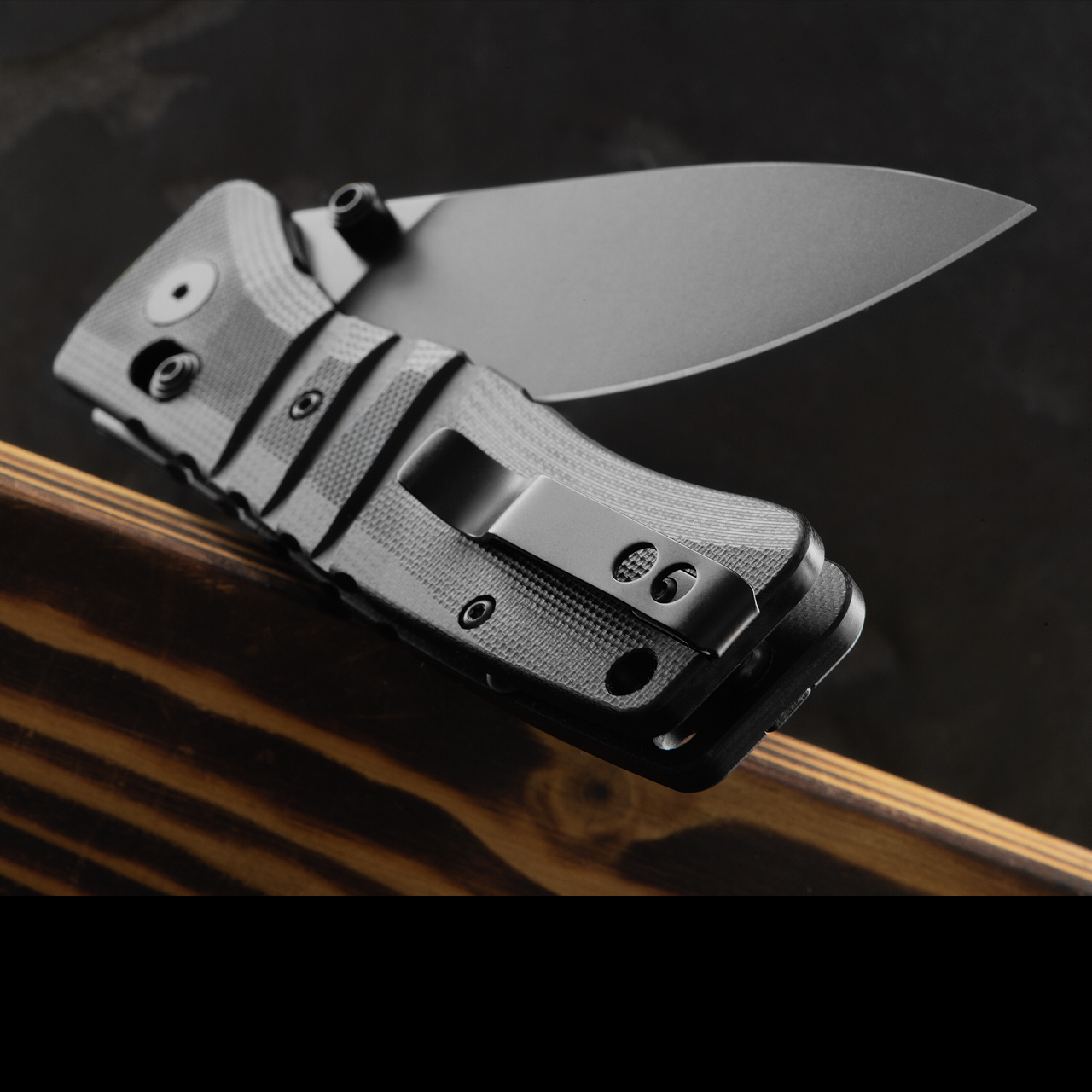 QSP Ripley G10 Black Folding Knife Black