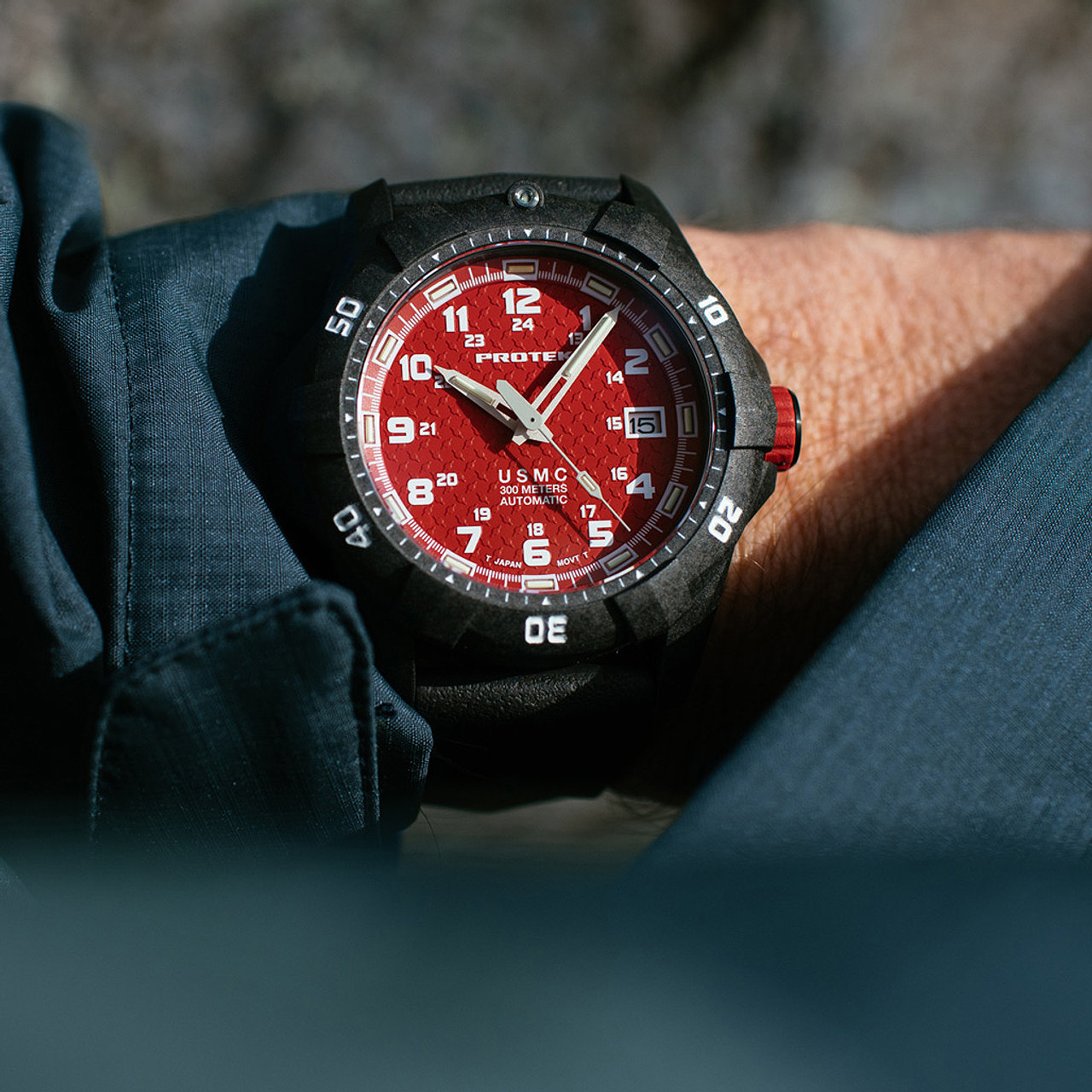 Protek USMC Carbon Dive Carbon Automatic Red