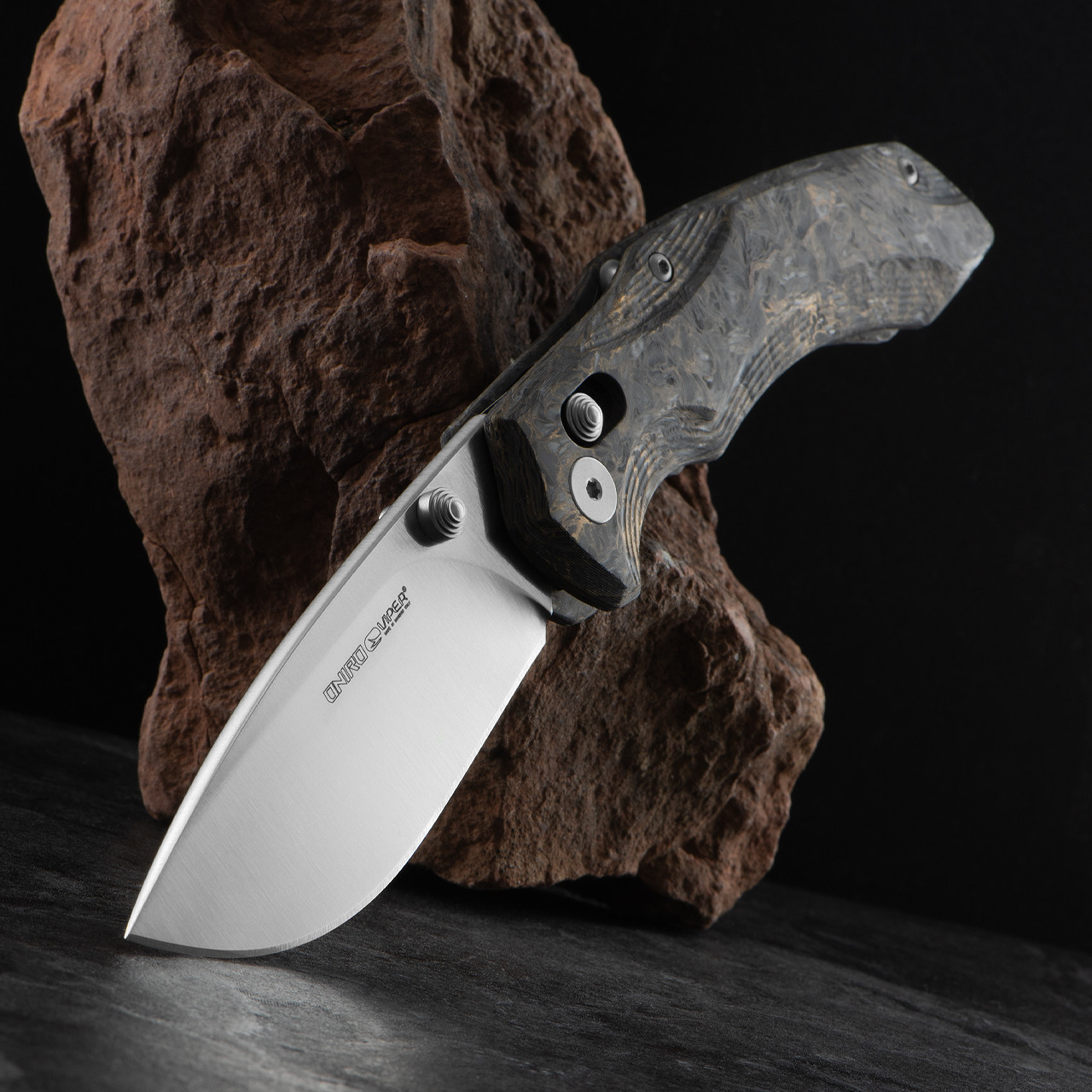 Viper Oniro Dark Matter Carbon Fibre Folding Knife