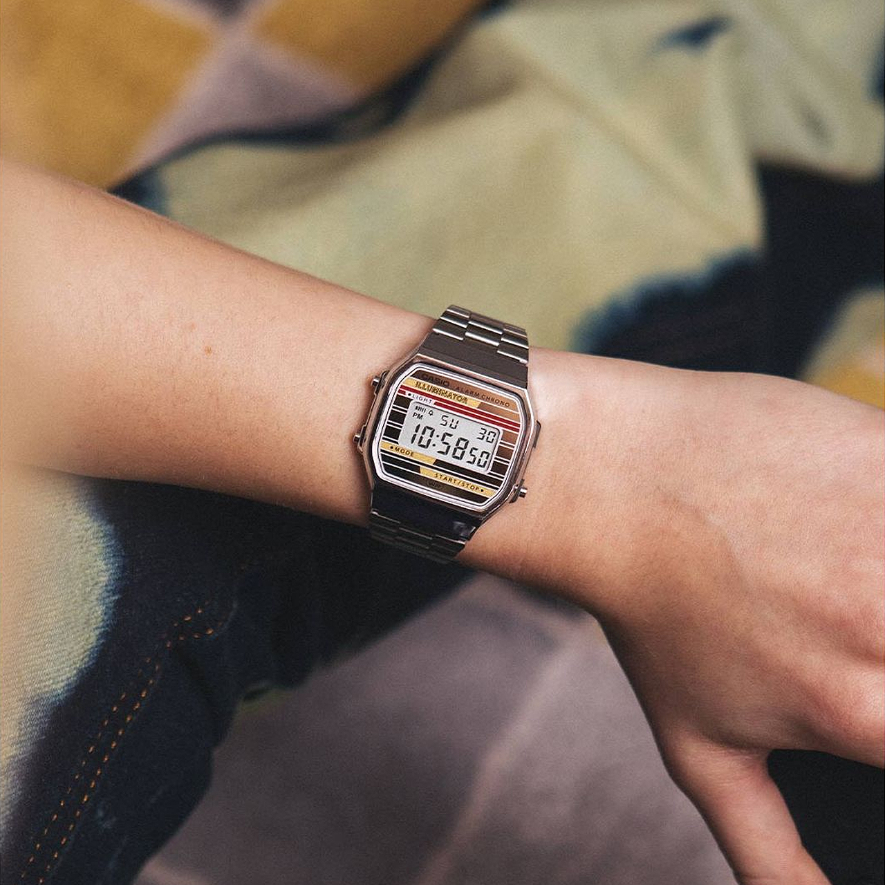 Casio Vintage A168 80s - Silver/Gold-Red