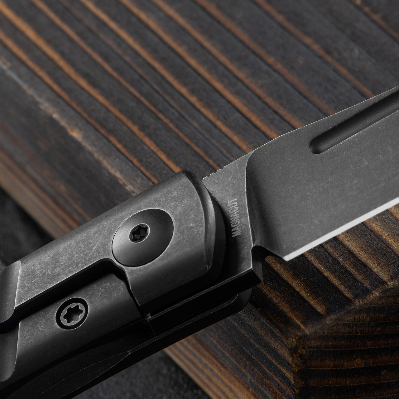 Notorious EDC Kingpin FF PH PVD Folding Knife