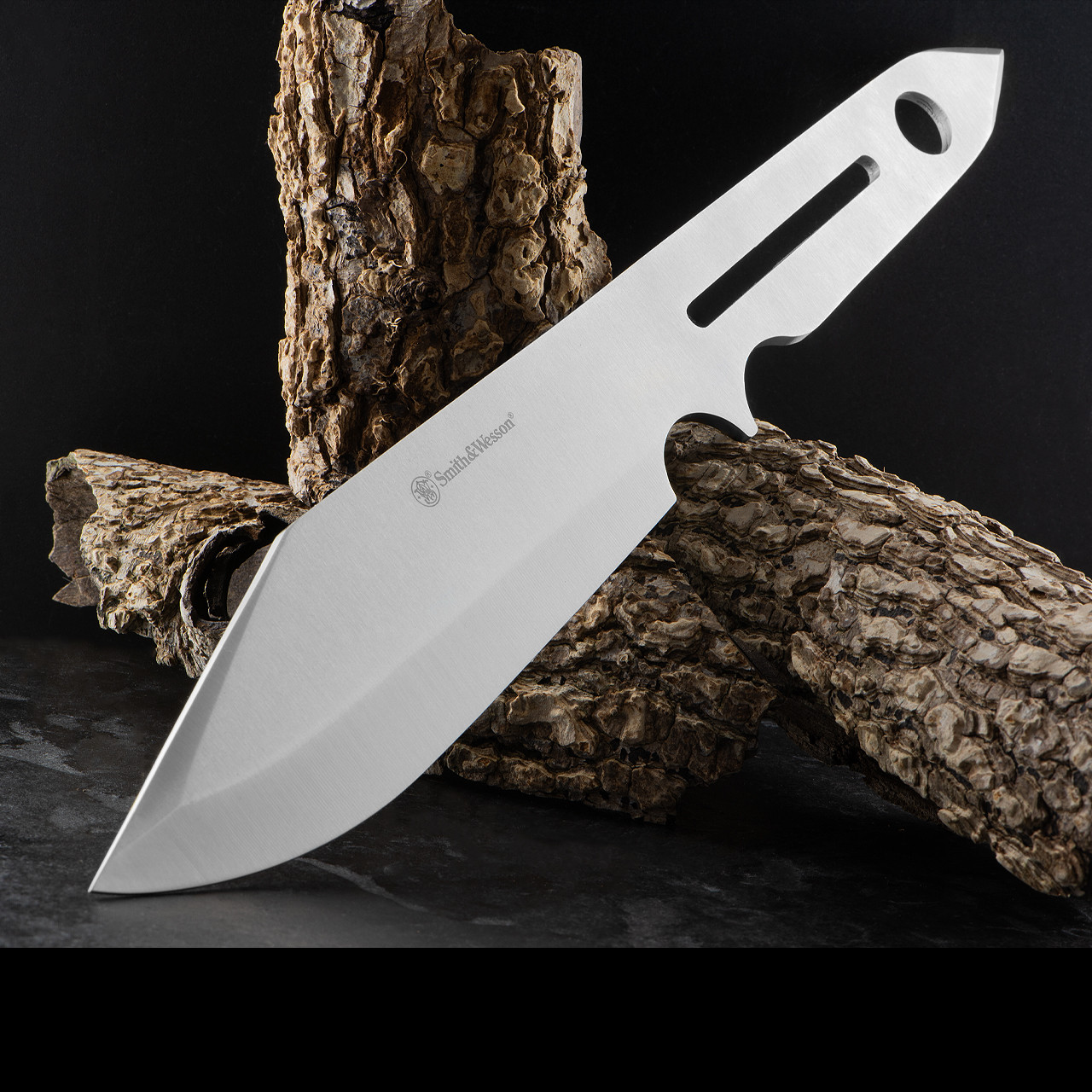 Smith & Wesson Bullseye Throwing Bowie