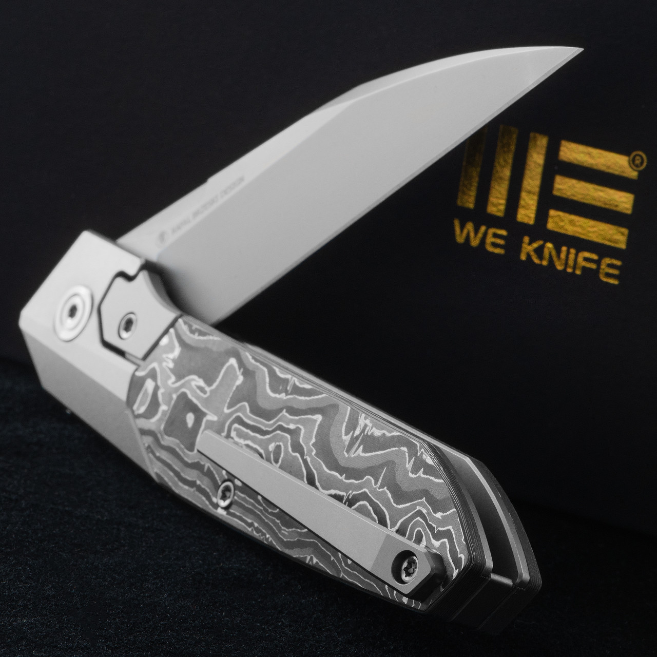 WE Knife Brr15 Aluminium Foil Carbon Fibre Folding Knife