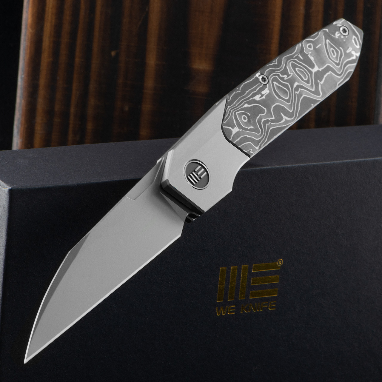 WE Knife Brr15 Aluminium Foil Carbon Fibre Folding Knife