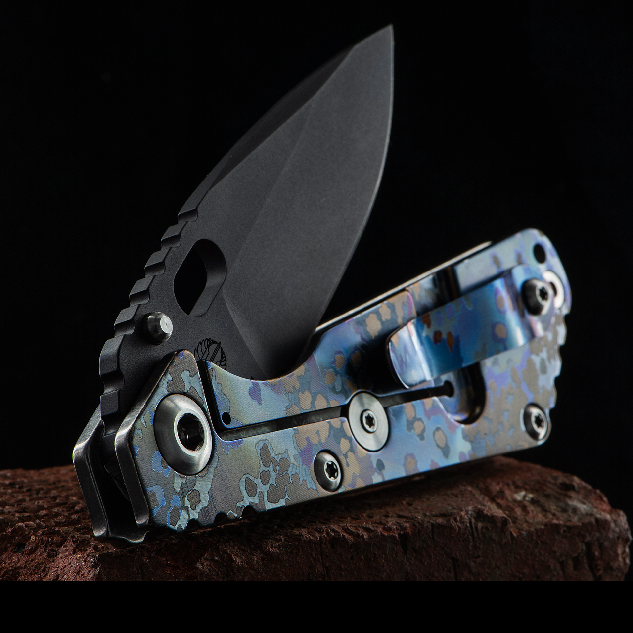 Strider Anodised Blue/Purple | Custom Knife