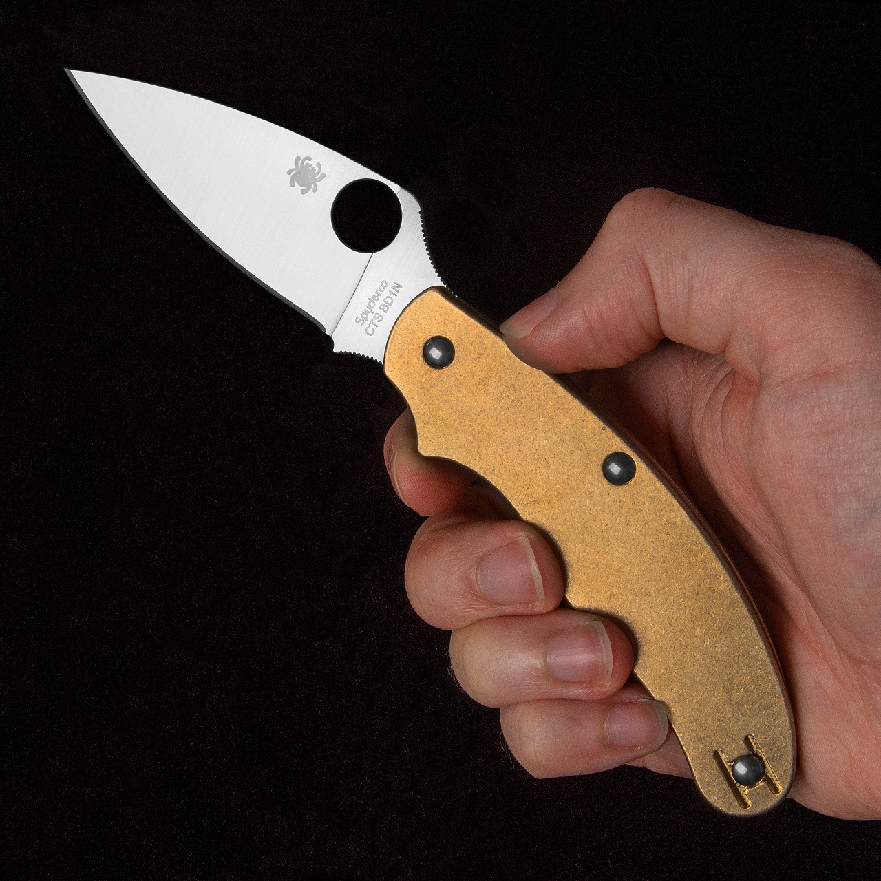 Titech Heinnie® Exclusive Spyderco UKPK Brass Scales