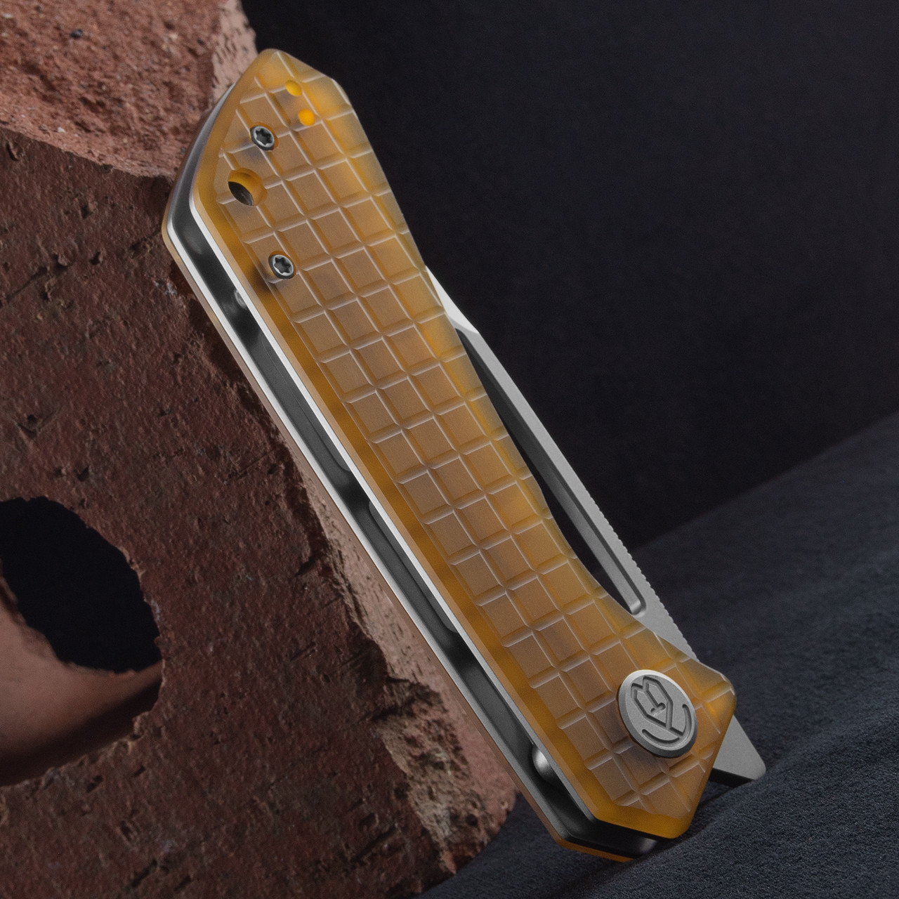 Kubey Thalia Ultem Folding Knife