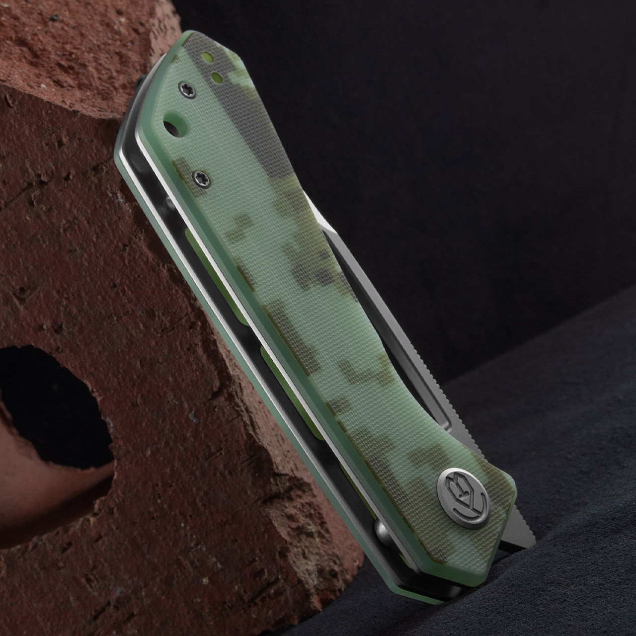 Kubey Thalia G10 Camo Folding Knife