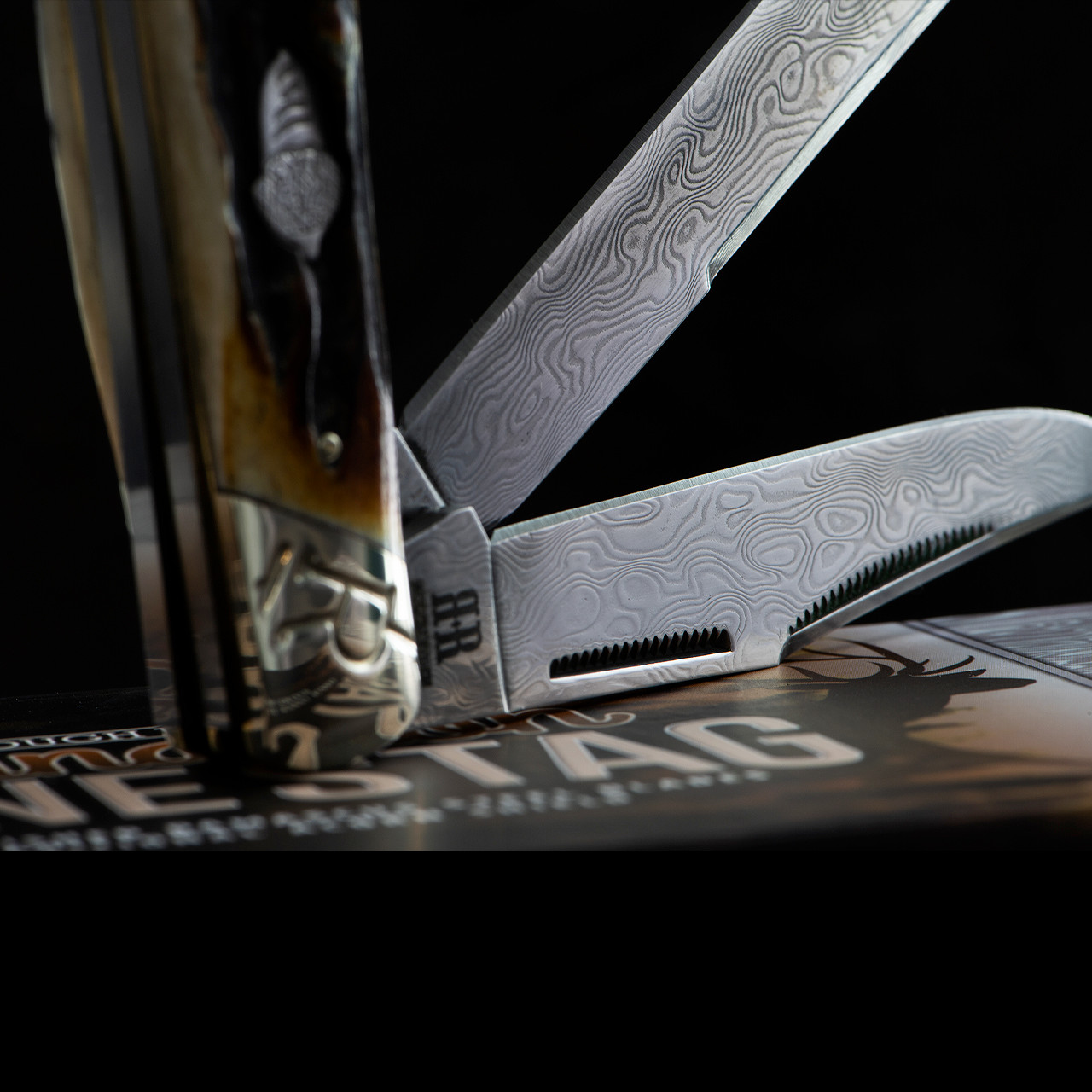 Rough Rider Trapper Cinnamon Stag Damascus