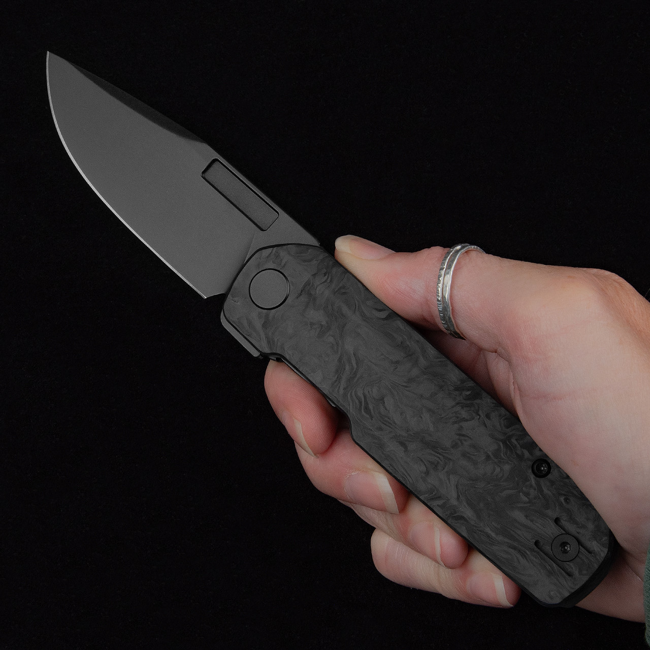 Vero Avid 1 Blackwashed Carbon Fibre Folding Knife