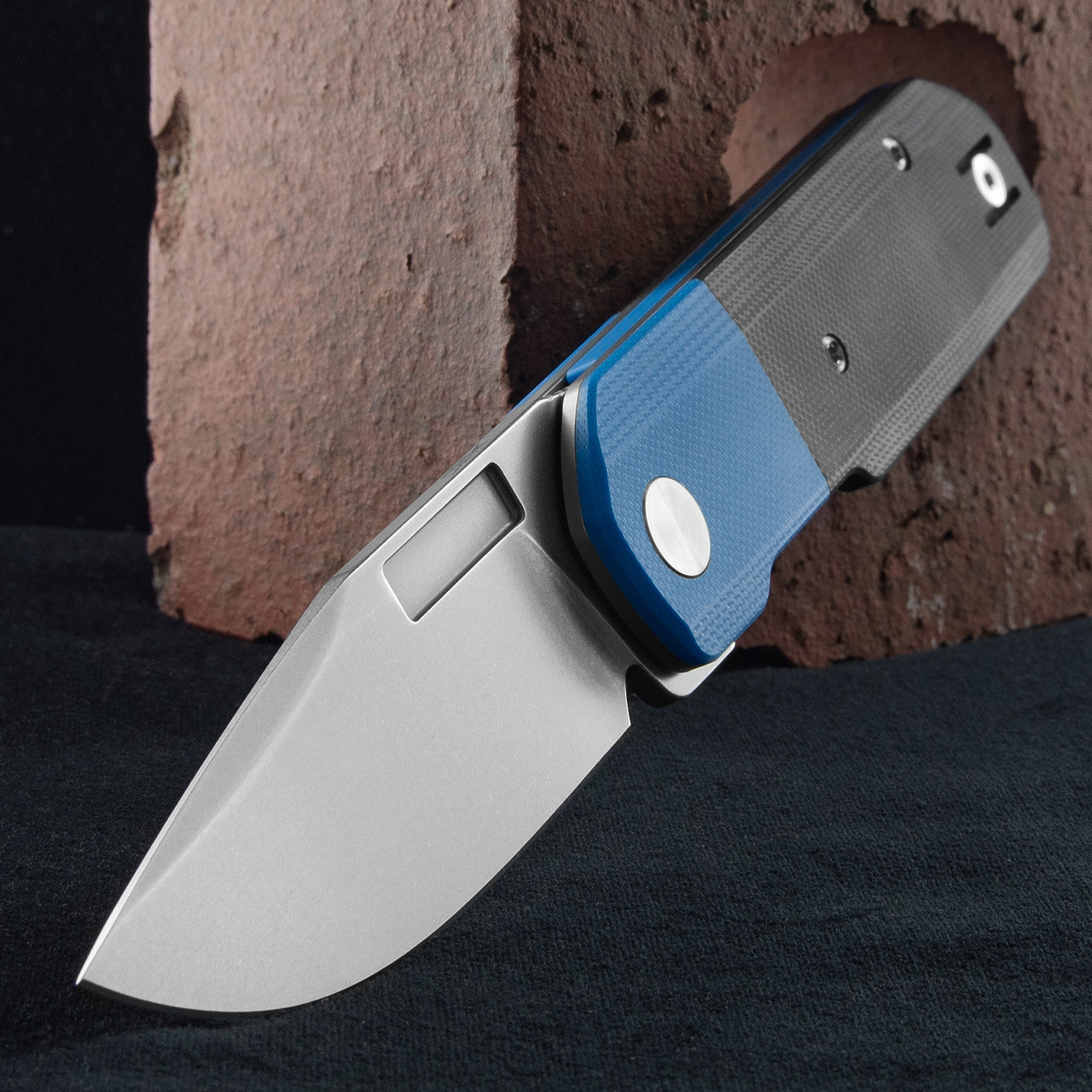 Vero Avid 1 Stonewashed G10 Folding Knife Black/Blue