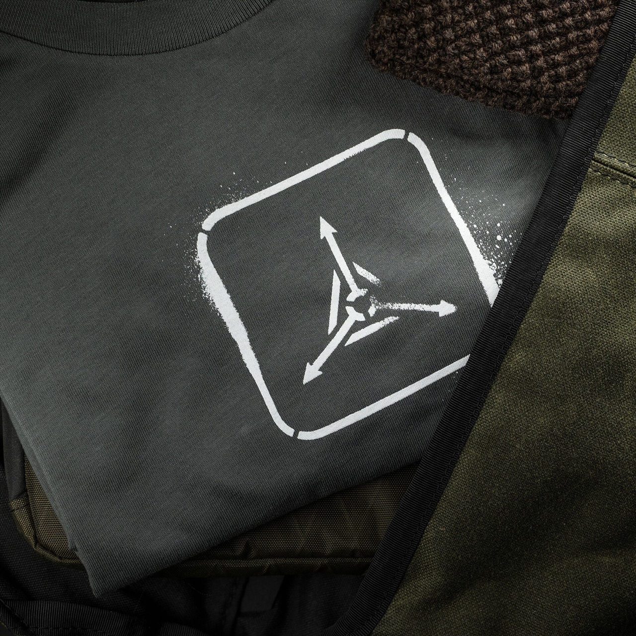 TAD Logo Spray Paint Graphic-T Asphalt