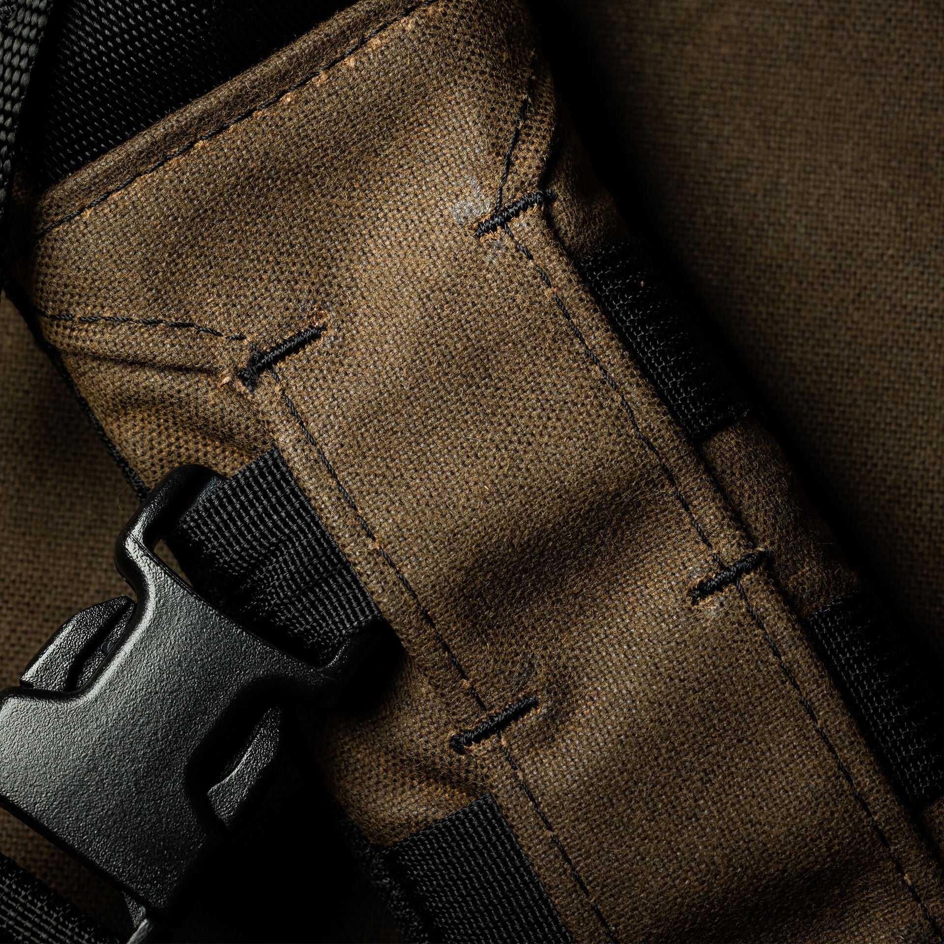 TAD Parallax Mess Bag 15L WX Dark Oak