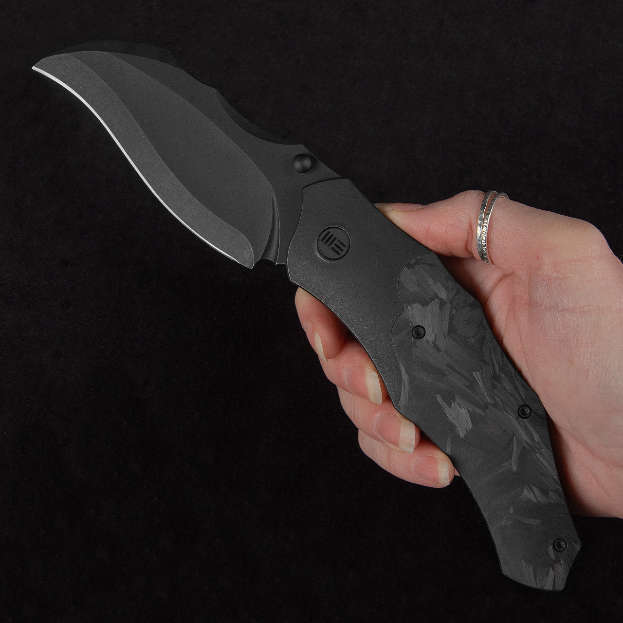 We Knife Orc Boss Black Carbon Fiber Folding Knife