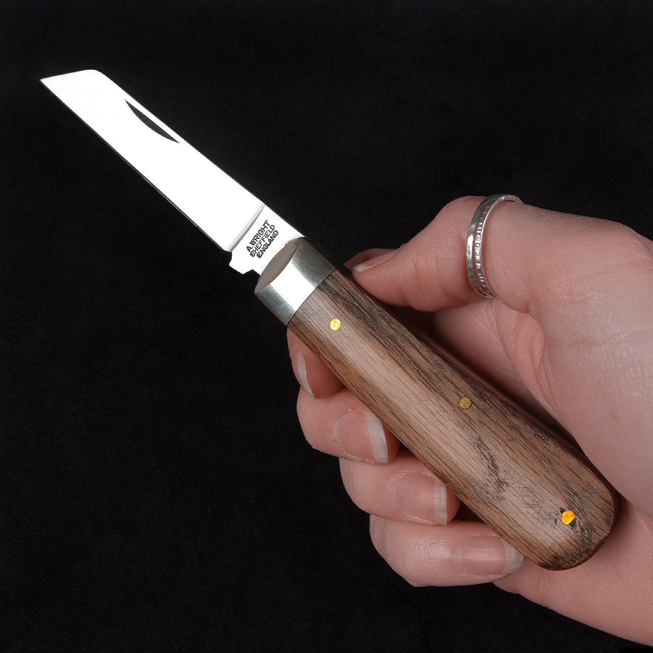 Arthur Wright Lambsfoot Whisky Barrel Oak | Folding Pocket Knife