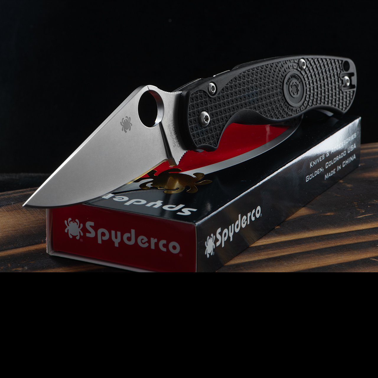 Spyderco Para Military 2 Lightweight Folding Knife