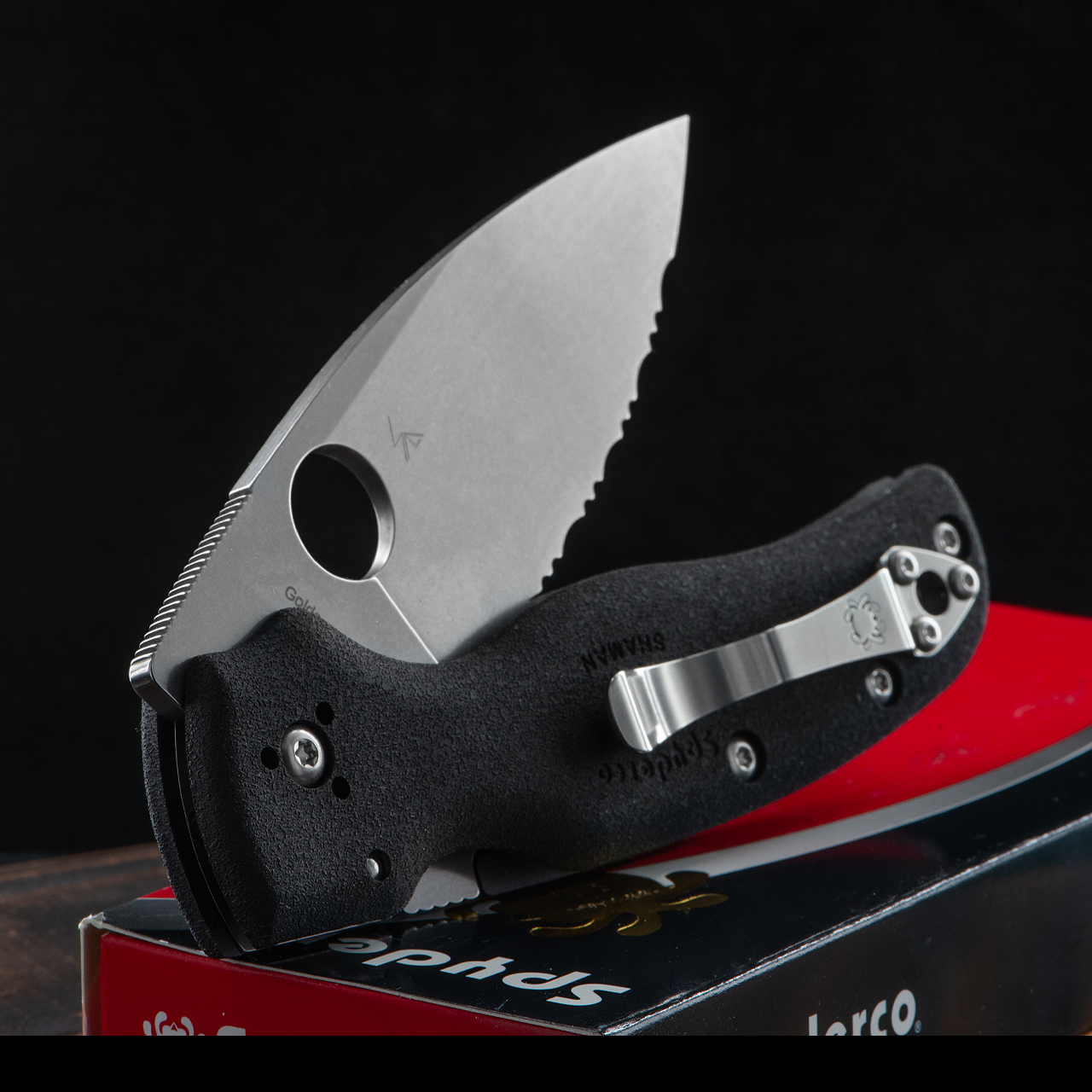 Spyderco Shaman Lightweight Serrated Folding Knife