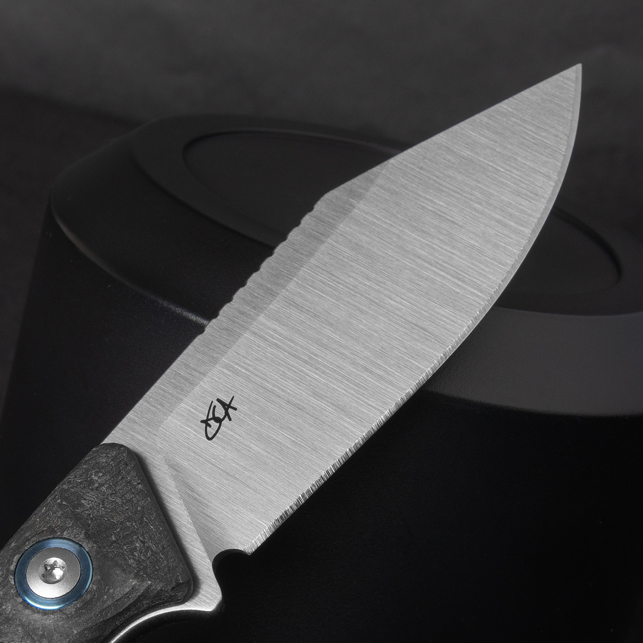MKM Pocket Tango 4 Marble Carbon Fibre Folding Knife