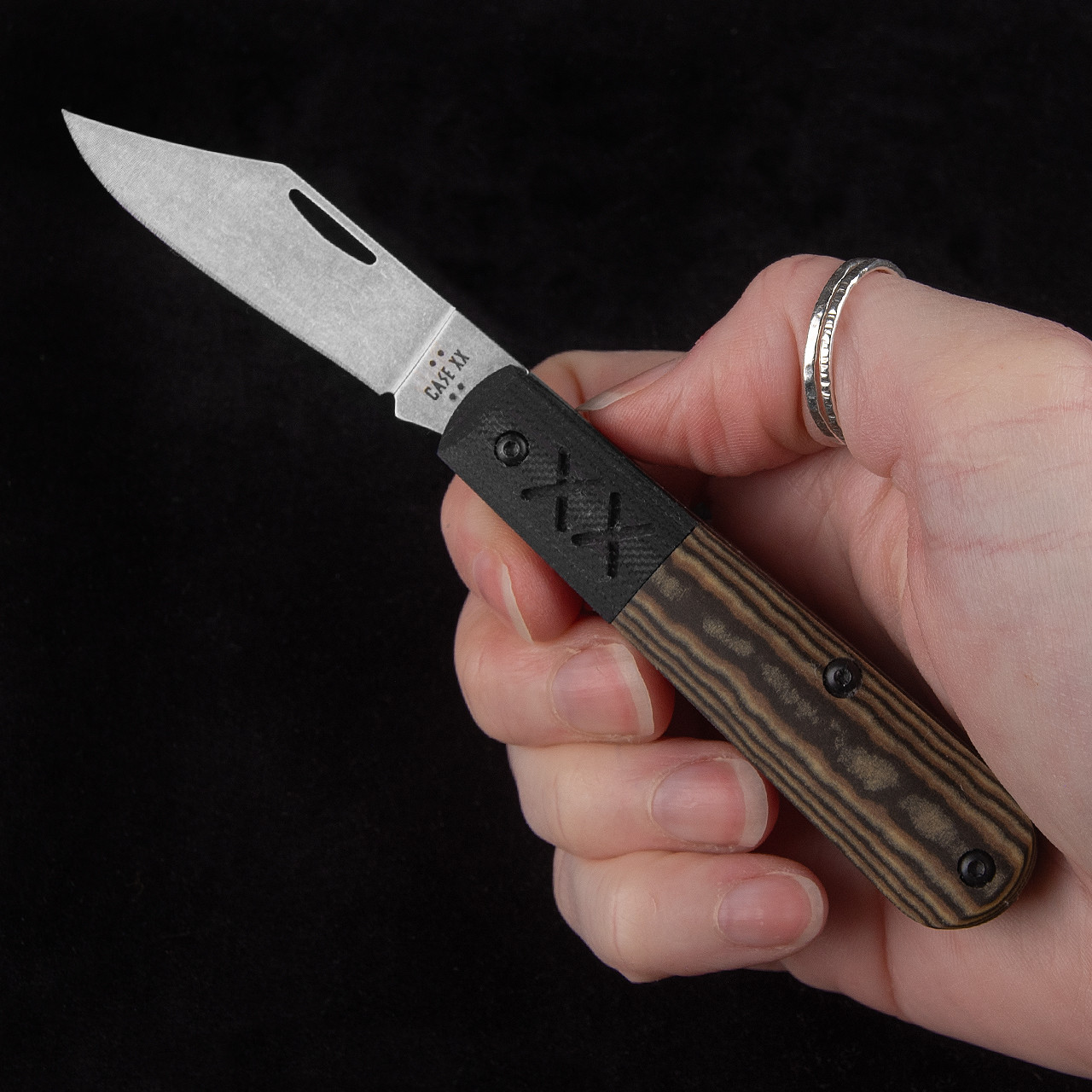 Case Cutlery Crossroads XR Barlow Folding Knife