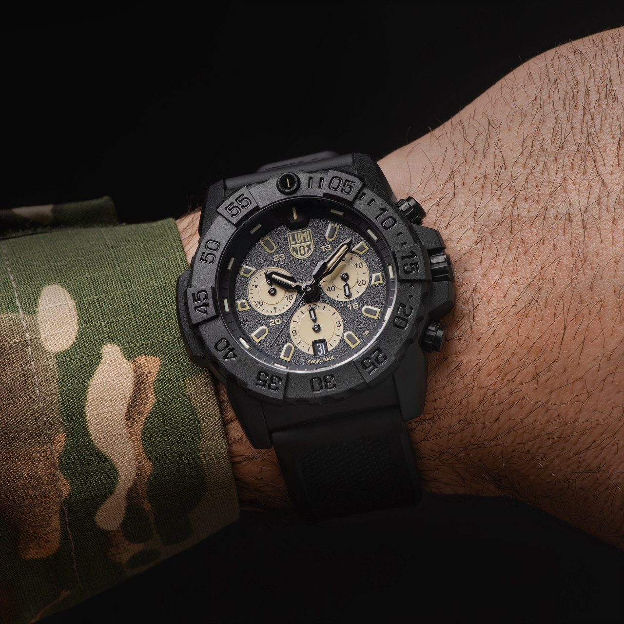 Luminox Navy SEAL Chronograph 3587 Watch