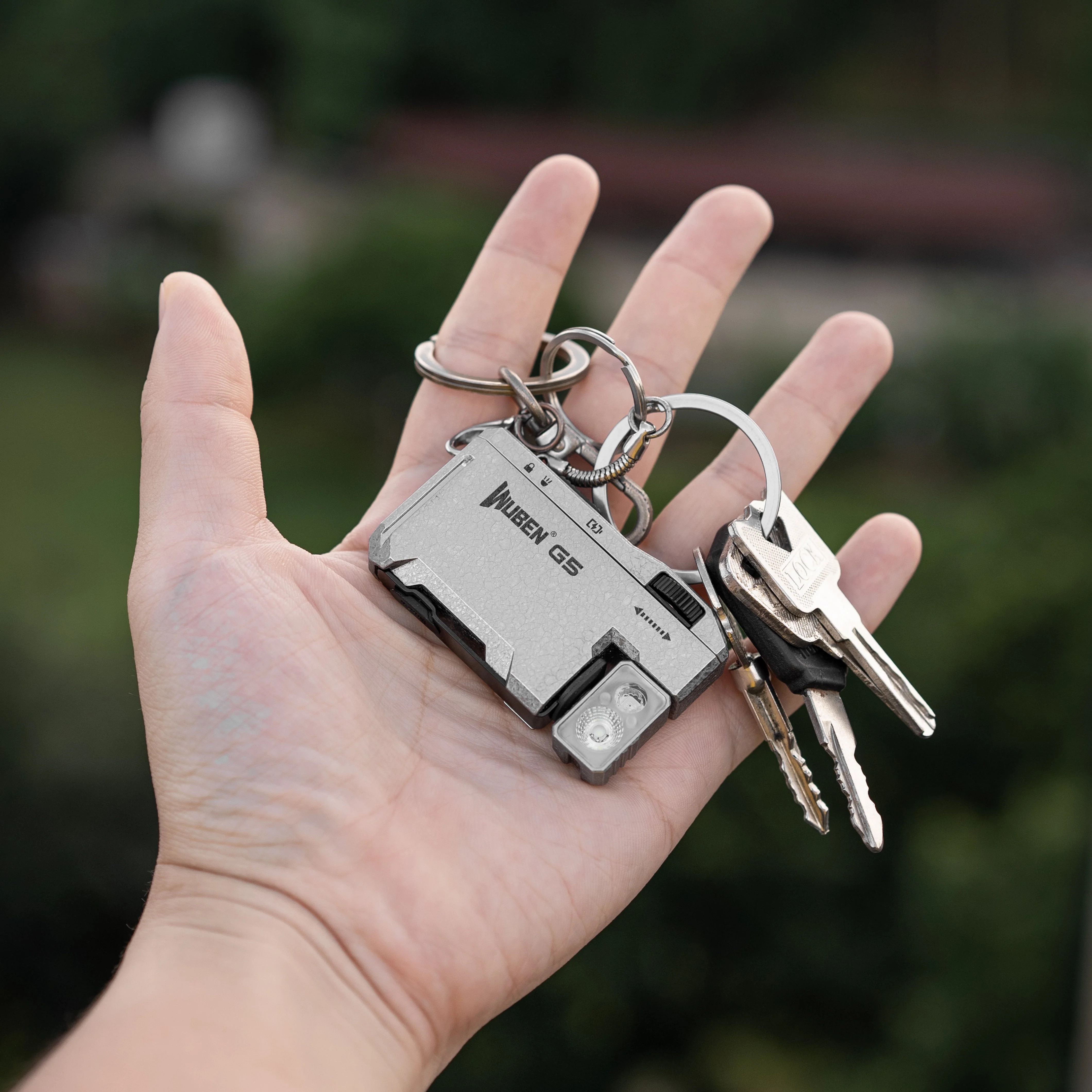 Wuben G5 Ice Crack Flashlight