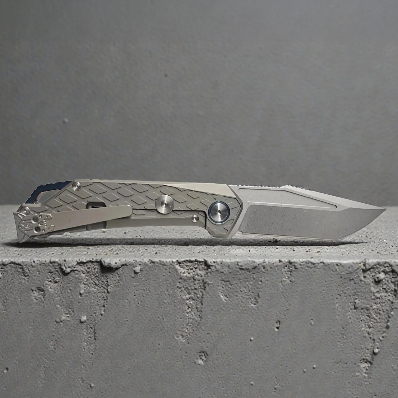 Midgards-Messer Yggdrasil Folding Knife