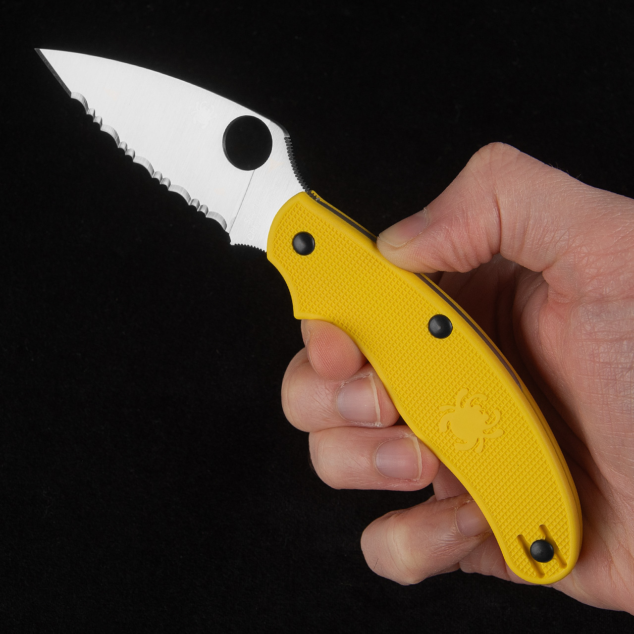 Spyderco UK Penknife Salt Magnacut Folding Knife