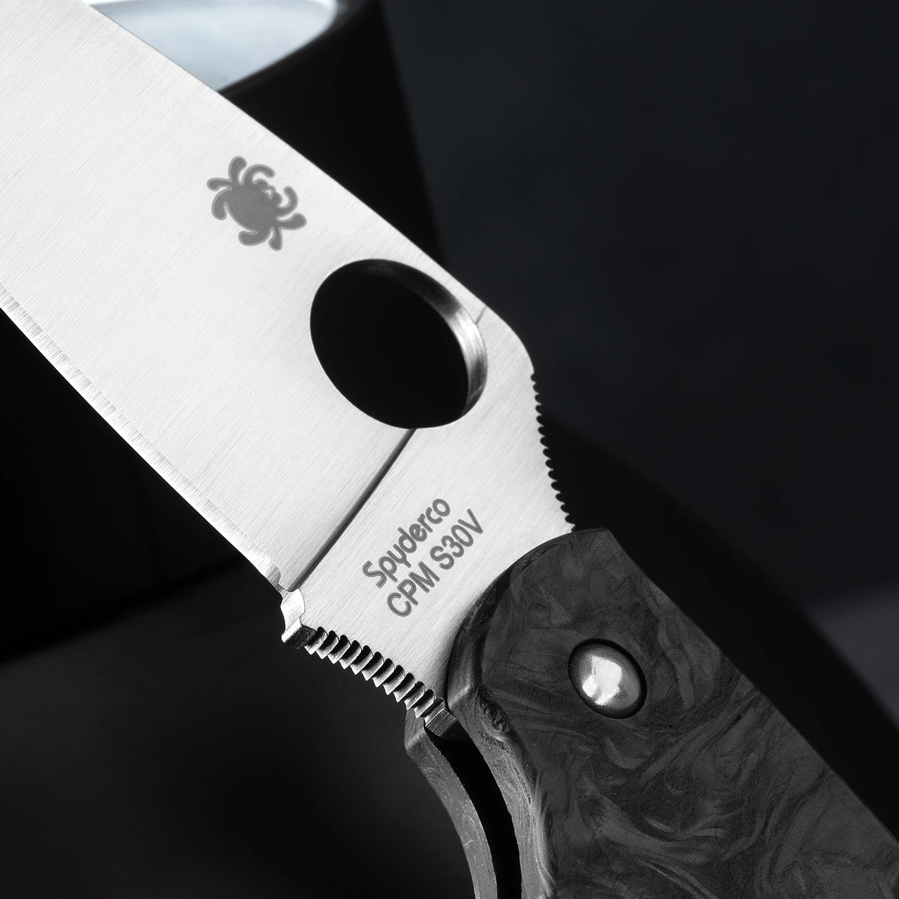 Spyderco UKPK Fat Carbon Dark Matter Heinnie® Exclusive Folding Knife