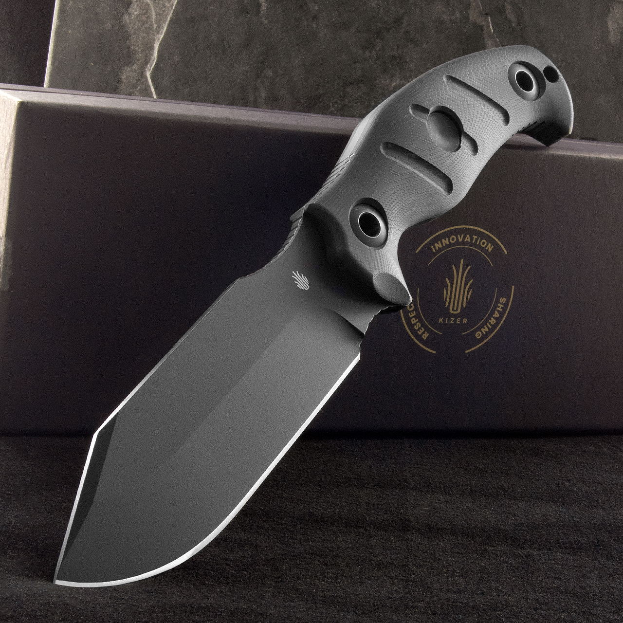 Kizer Sheepdog Survival Black Micarta