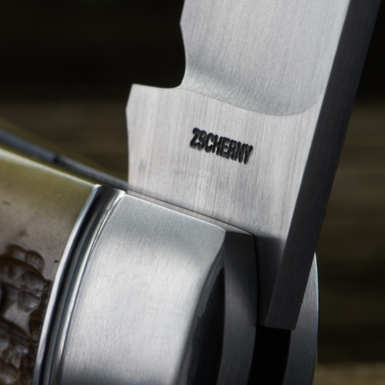 Mike Zscherny Lanny's Clip Jigged Bone Custom Knife