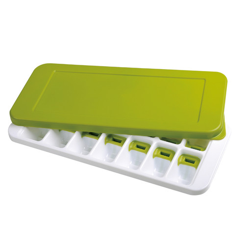 14cubes silicone easy release ice cube tray with removable no spill cover lid.