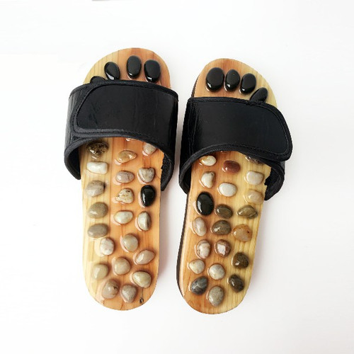 Foot massage slippers