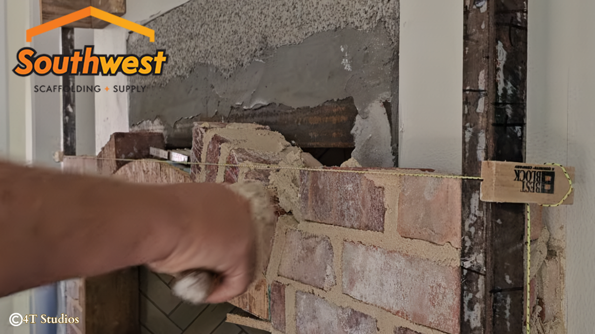 Masonry Guide Poles: Tools for Straight Building