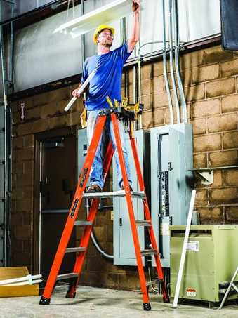 Pinnacle Platform Ladder | Louisville Type IAA | Fiberglass